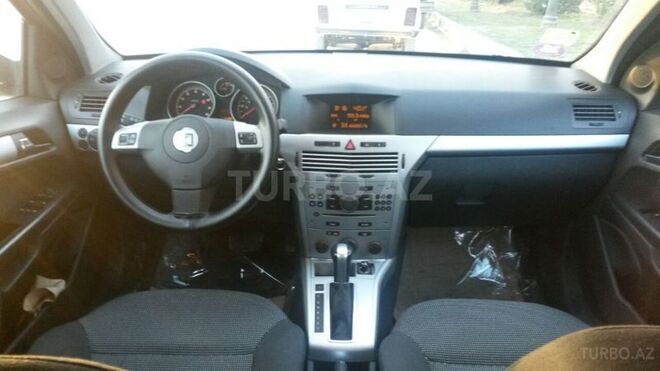 Opel Astra 2008, 71,000 km - 1.8 l - Şəki