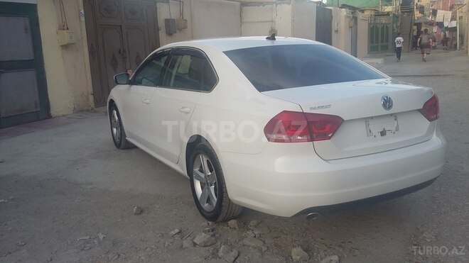 Volkswagen Passat 2012, 68,000 km - 2.5 л - Bakı