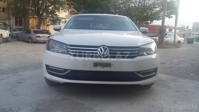 Volkswagen Passat 2012, 68,000 km - 2.5 л - Bakı