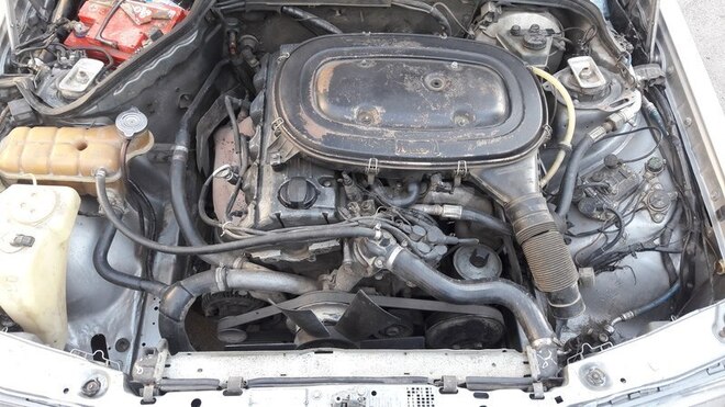 Mercedes E 200 1990, 260,603 km - 2.0 л - Bakı
