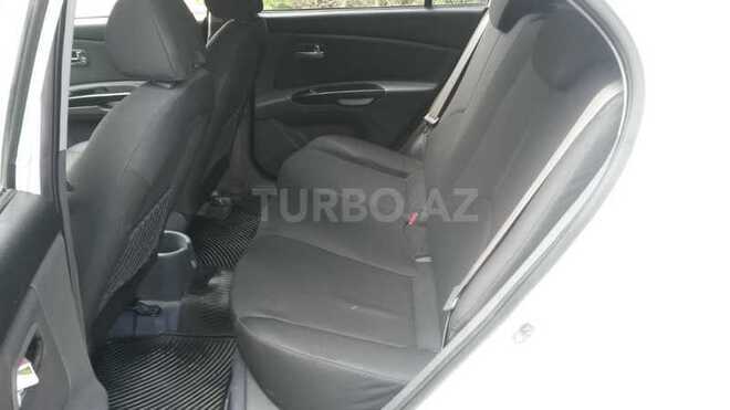 Kia Rio 2010, 102,101 km - 1.4 l - Sumqayıt