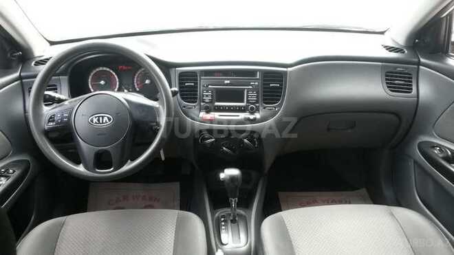 Kia Rio 2010, 102,101 km - 1.4 l - Sumqayıt