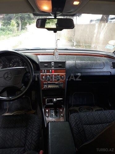 Mercedes C 180 1995, 279,000 km - 1.8 l - Bakı