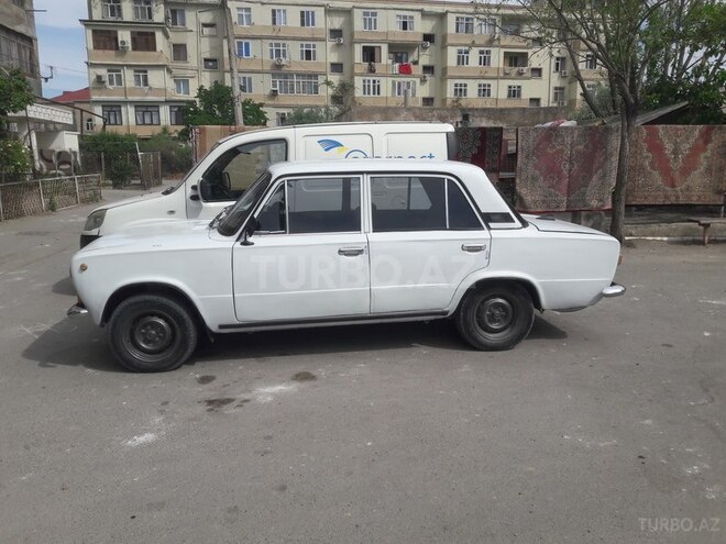 LADA (VAZ) 21011 1986, 350,000 km - 1.3 л - Bakı