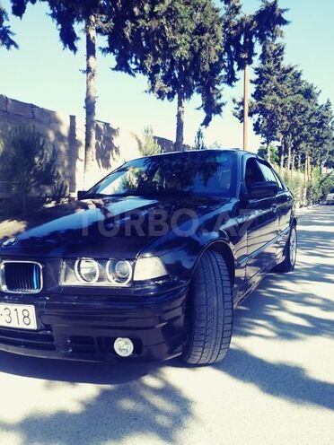 BMW 318 1992, 2,900,000 km - 1.8 l - Bakı