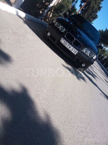 BMW 318 1992, 2,900,000 km - 1.8 l - Bakı