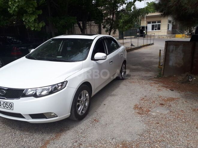 Kia Cerato 2010, 142,000 km - 2.0 л - Bakı