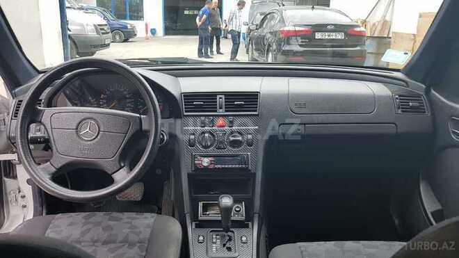 Mercedes C 180 1999, 215,000 km - 1.8 l - Bakı