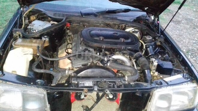 Mercedes 190 1991, 490,000 km - 2.0 l - Ağcabədi