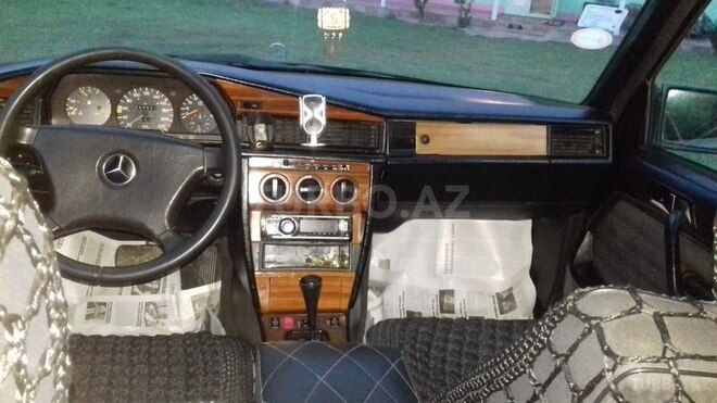 Mercedes 190 1991, 490,000 km - 2.0 l - Ağcabədi