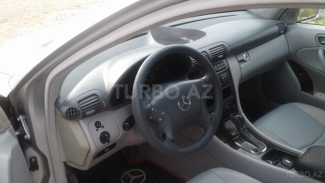 Mercedes C 240 2002, 280,000 km - 2.6 л - Bakı