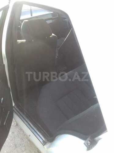 Mercedes E 200 1995, 500,000 km - 2.0 л - Bakı