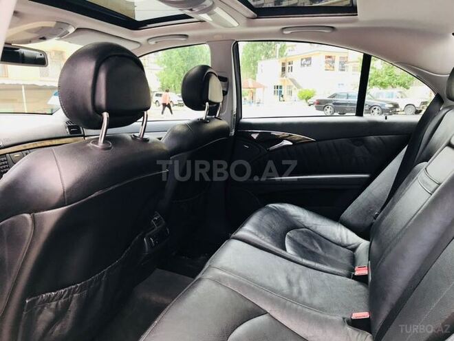 Mercedes E 240 2002, 176,400 km - 2.4 l - Bakı