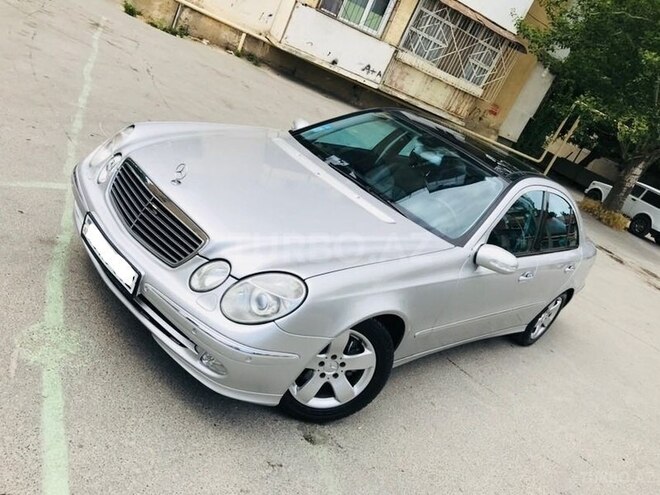 Mercedes E 240 2002, 176,400 km - 2.4 l - Bakı