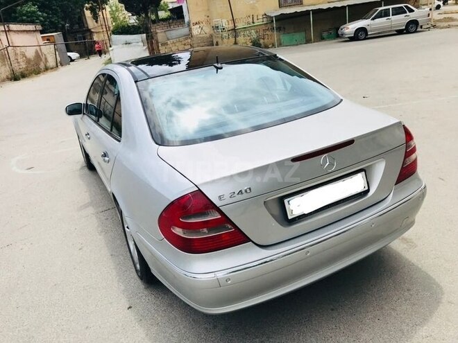Mercedes E 240 2002, 176,400 km - 2.4 l - Bakı