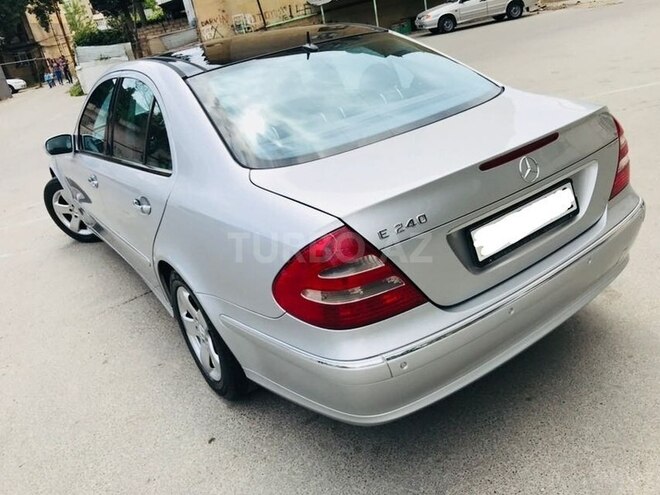 Mercedes E 240 2002, 176,400 km - 2.4 l - Bakı