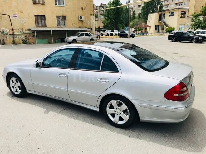 Mercedes E 240 2002, 176,400 km - 2.4 l - Bakı