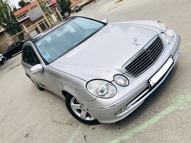Mercedes E 240 2002, 176,400 km - 2.4 l - Bakı