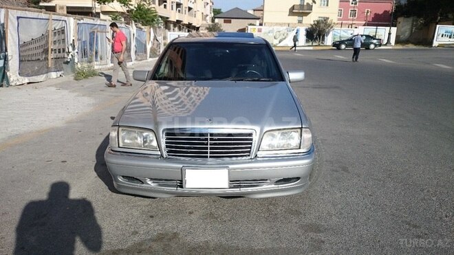 Mercedes C 240 1998, 200,000 km - 2.4 l - Bakı