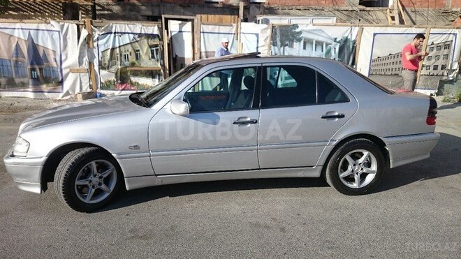 Mercedes C 240 1998, 200,000 km - 2.4 l - Bakı