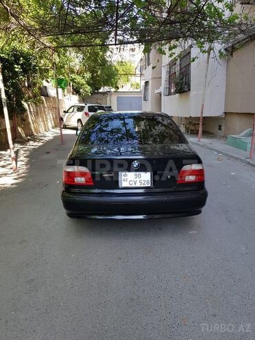 BMW 528 1998, 235,000 km - 2.8 л - Bakı