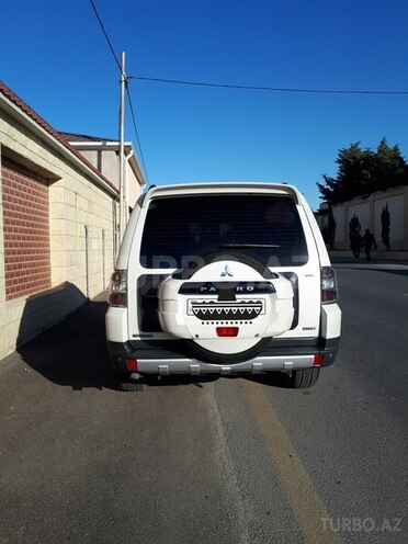 Mitsubishi Pajero 2007, 137,000 km - 3.0 l - Bakı