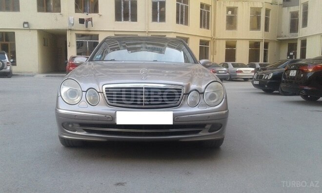 Mercedes E 320 2004, 250,000 km - 3.2 l - Bakı