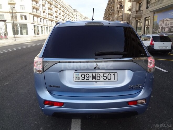 Mitsubishi Outlander 2013, 73,000 km - 2.0 l - Bakı