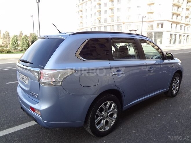 Mitsubishi Outlander 2013, 73,000 km - 2.0 l - Bakı