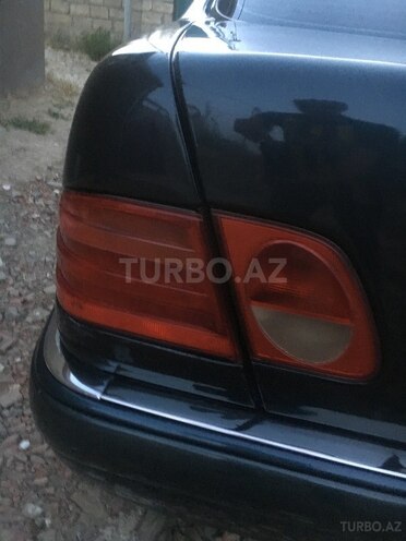 Mercedes E 260 1997, 297,140 km - 2.8 l - Bakı