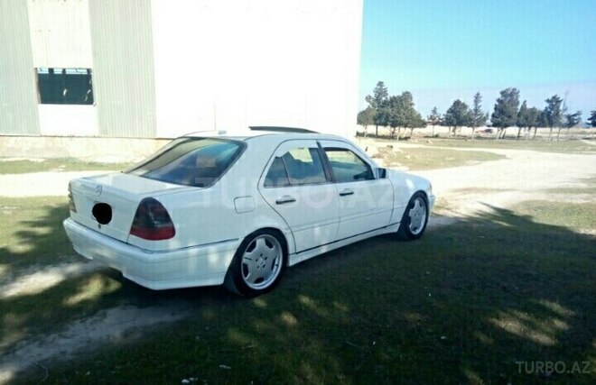 Mercedes C 230 2000, 195,000 km - 2.3 л - Bakı