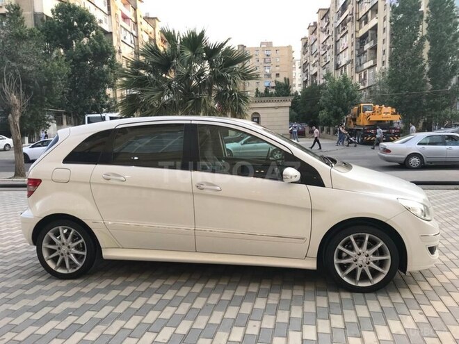 Mercedes B 170 2006, 123,000 km - 1.7 l - Bakı