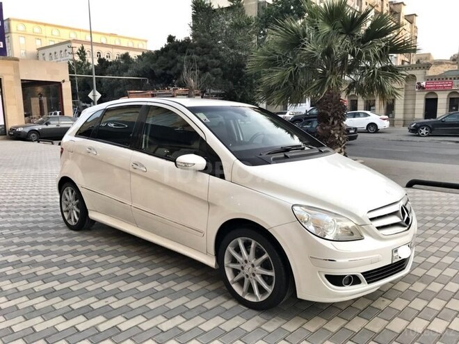 Mercedes B 170 2006, 123,000 km - 1.7 l - Bakı