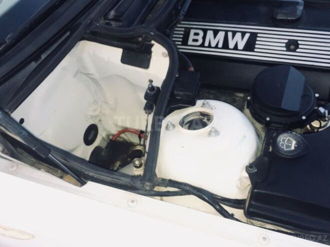 BMW 325 2002, 250,000 km - 2.5 l - Bakı