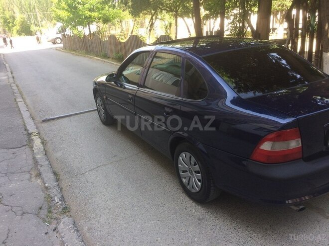 Opel Vectra 1995, 440,000 km - 1.8 l - Sumqayıt