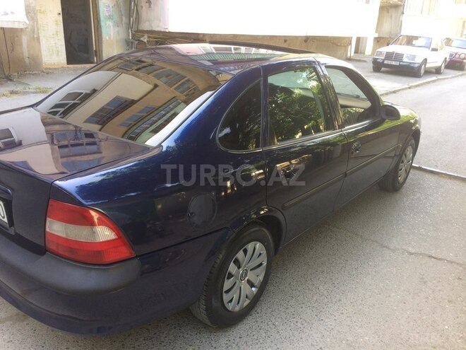 Opel Vectra 1995, 440,000 km - 1.8 l - Sumqayıt