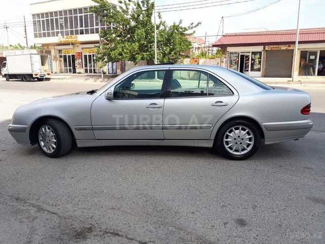 Mercedes E 280 2001, 352,414 km - 2.8 l - Bakı