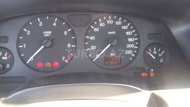 Opel Zafira 1999, 379,667 km - 1.6 l - Sumqayıt