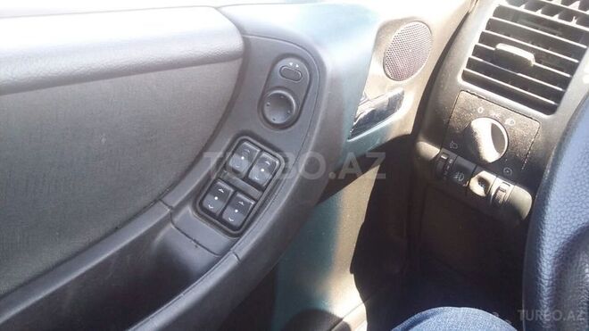 Opel Zafira 1999, 379,667 km - 1.6 l - Sumqayıt