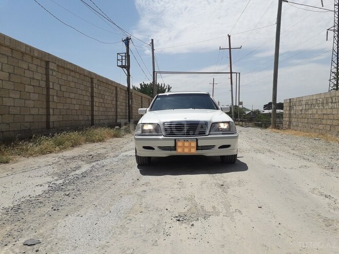 Mercedes C 220 1996, 258,000 km - 2.2 л - Sumqayıt