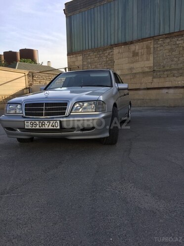 Mercedes C 230 1999, 322,000 km - 2.3 l - Bakı