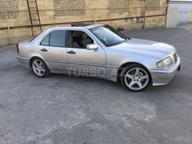 Mercedes C 230 1999, 322,000 km - 2.3 l - Bakı