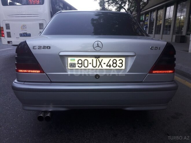 Mercedes C 220 1998, 318,000 km - 2.2 l - Bakı