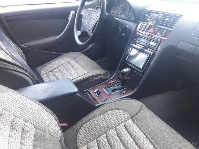 Mercedes C 220 1998, 318,000 km - 2.2 l - Bakı