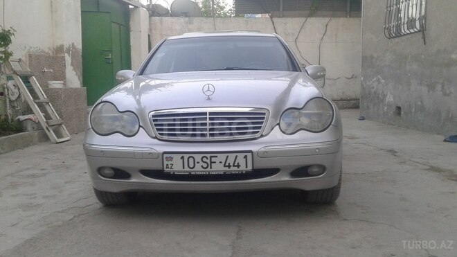 Mercedes C 200 2000, 256,000 km - 2.0 л - Bakı