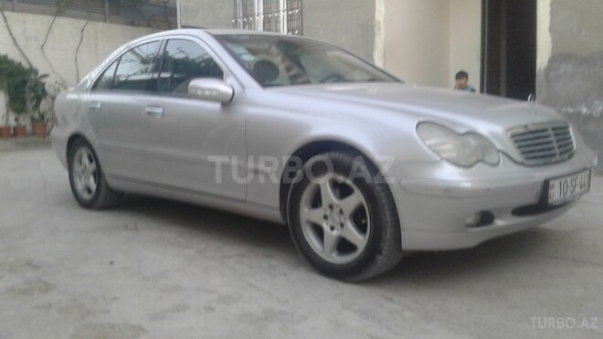 Mercedes C 200 2000, 256,000 km - 2.0 л - Bakı
