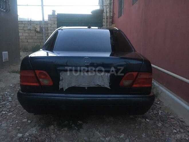 Mercedes E 260 1997, 297,231 km - 2.6 l - Bakı