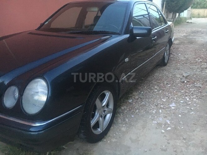 Mercedes E 260 1997, 297,231 km - 2.6 l - Bakı