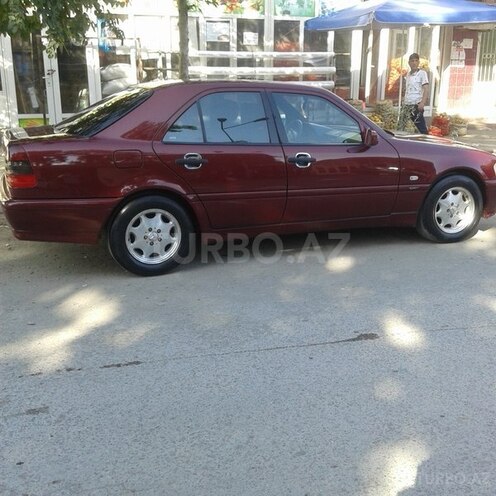 Mercedes C 200 2000, 221,831 km - 2.0 l - Ağdaş