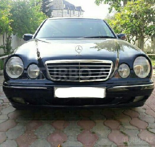 Mercedes E 240 2000, 298,000 km - 2.4 л - Bakı